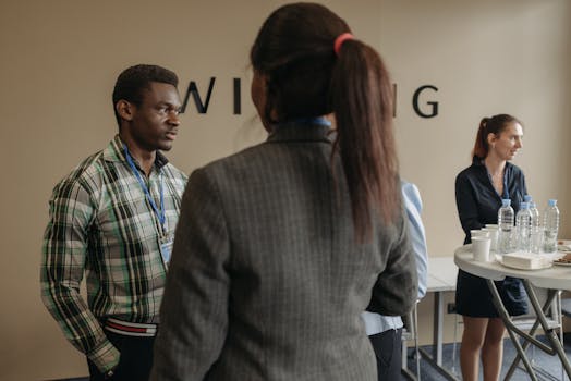 women networking and exchanging ideas